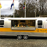 Veuve Trailer